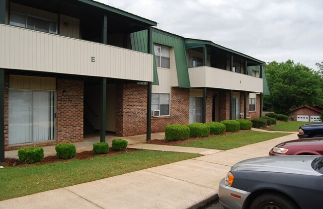 Building Photo - 103 Apache Dr Rental