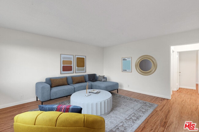 Photo - 2701 S Peck Ave Unidad 4