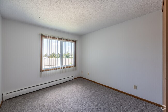 2BR, 1BA - 847SF - B - Bedroom