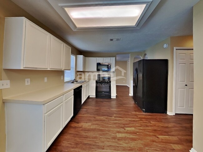 Photo - 16906 Driver Ln