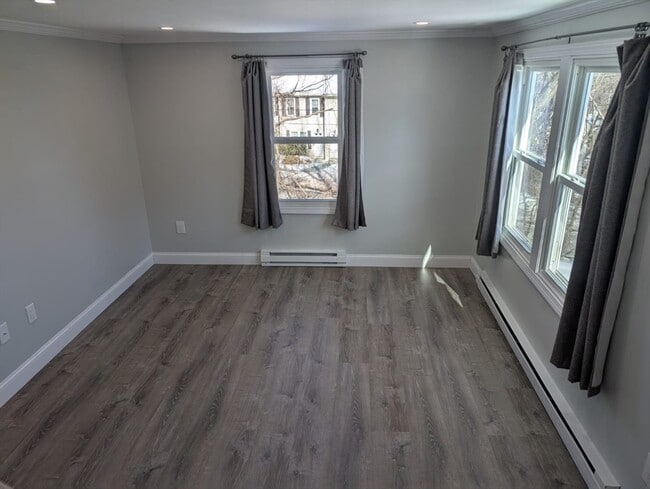 Photo - 270 Sunderland Rd