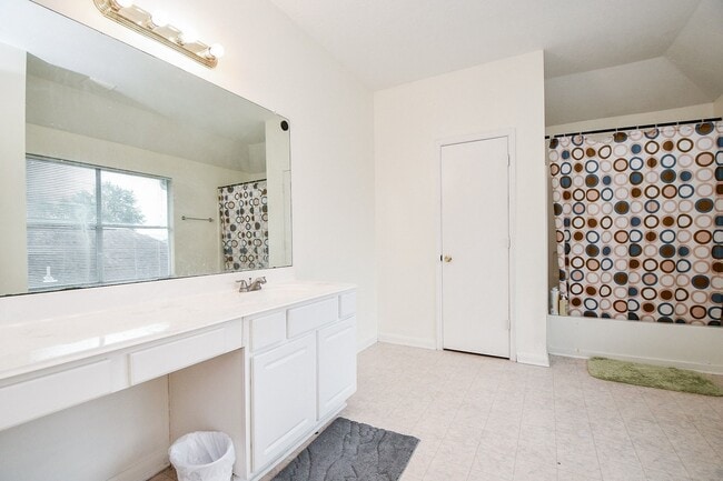 Photo - 9641 Weldridge Dr