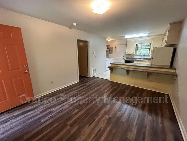 Photo - 204 Calhoun St