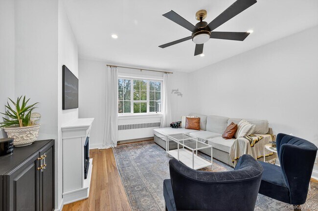 Photo - 42 Nathan Hale Dr Unidad 60B