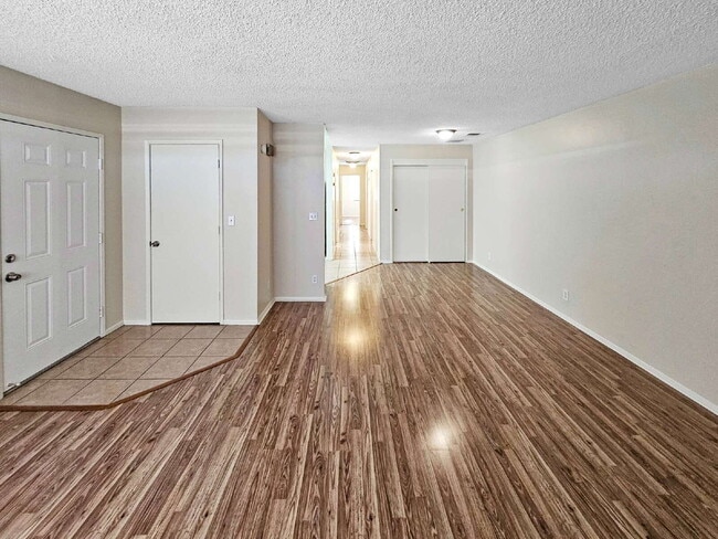 Photo - 305 S Richmond Rd Unidad B