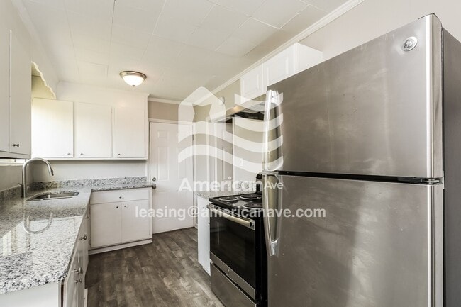 Photo - 113 School St