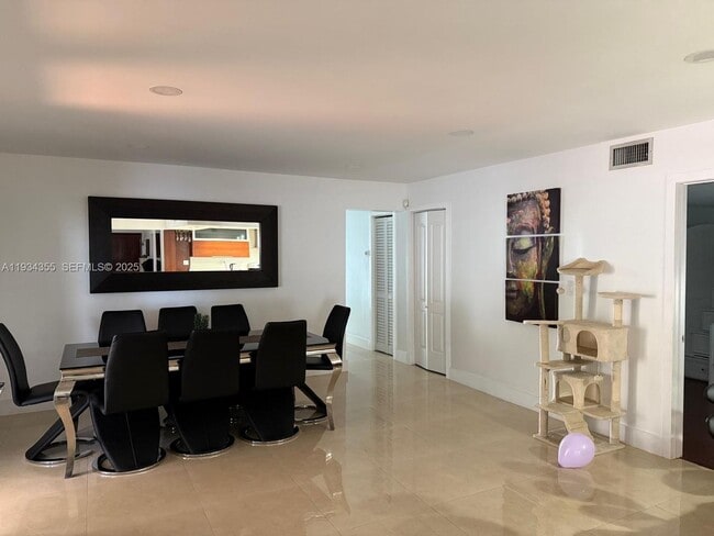 Photo - 2430 SW 22nd Terrace