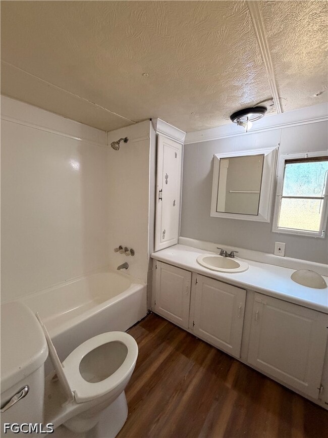 Photo - 8028 Breeze Dr