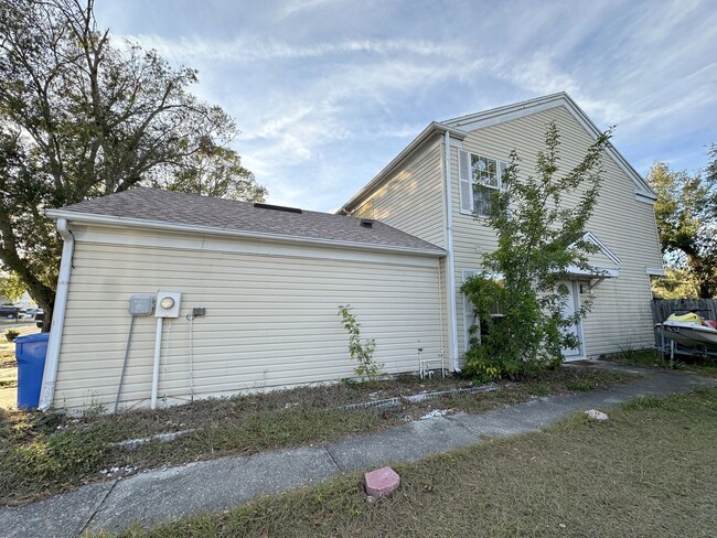 Photo - 6153 Oak Cluster Cir Townhome