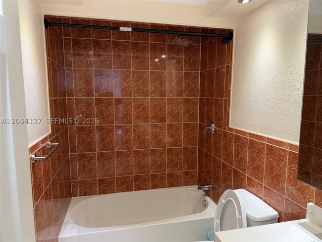 Photo - 7010 NW 186th St Unit 5-510