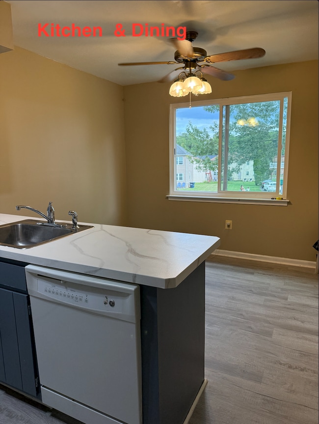 Photo - 271 Danny Ln