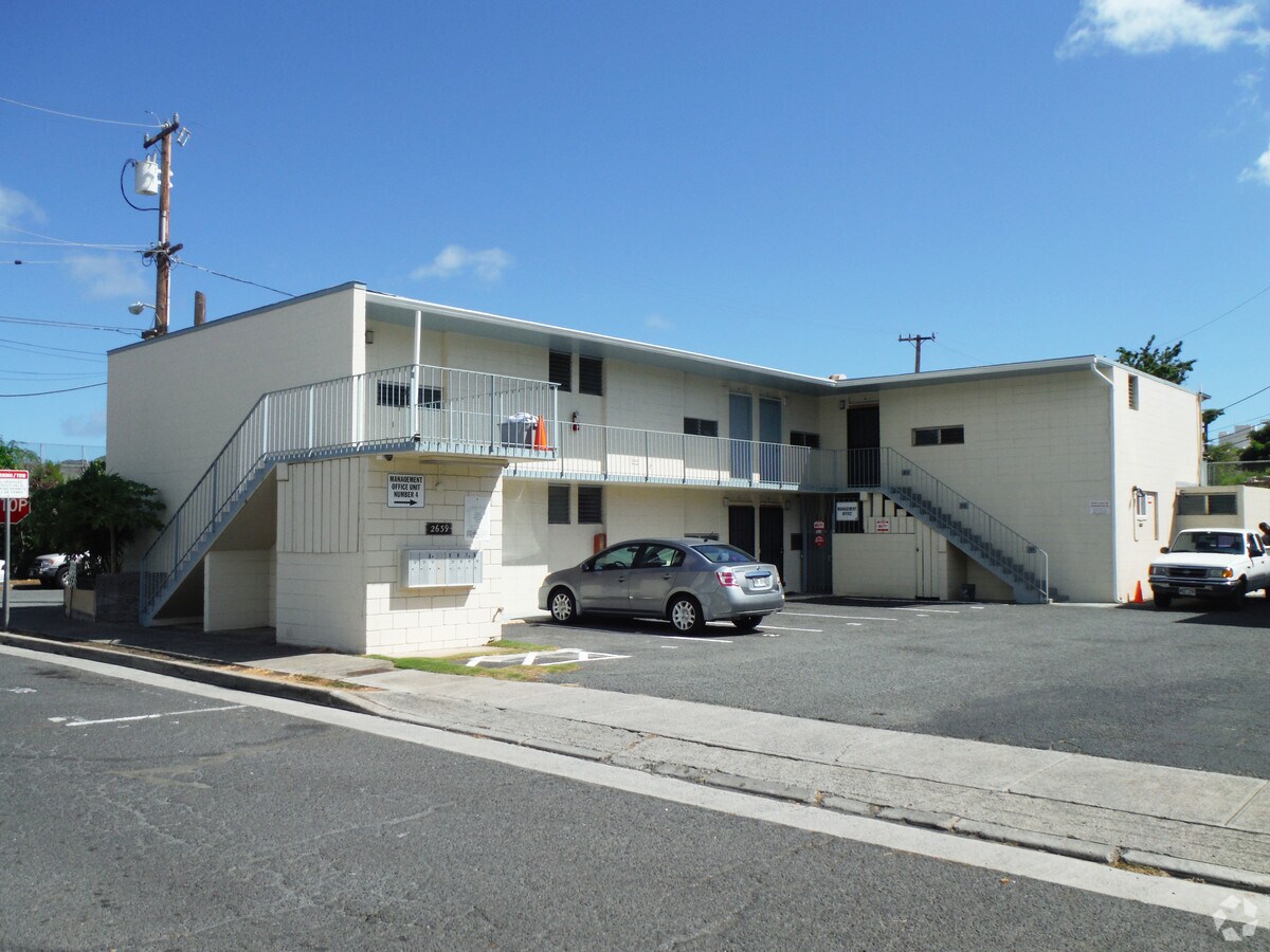 Photo - Princess Anne Apts