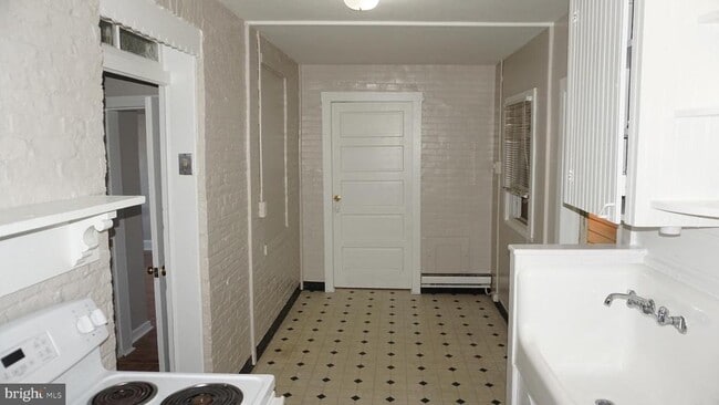 Photo - 276 E Main St Unit 4