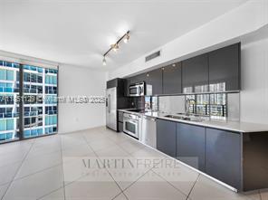 Photo - 31 SE 6th St Unit 1402