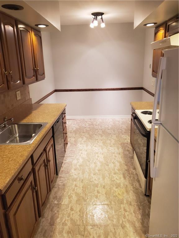 Photo - 7 Tara Dr Unit 7