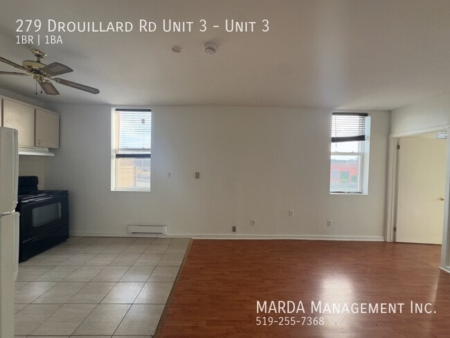 Photo - COZY 1 BED/1 BATH IN FORD CITY - PLUS HYDRO! Unité 3