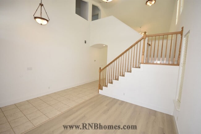 Photo - 1783 Cadfael St