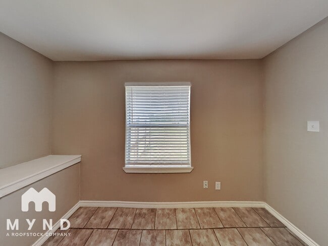 Photo - 1701 Cardinal Dr