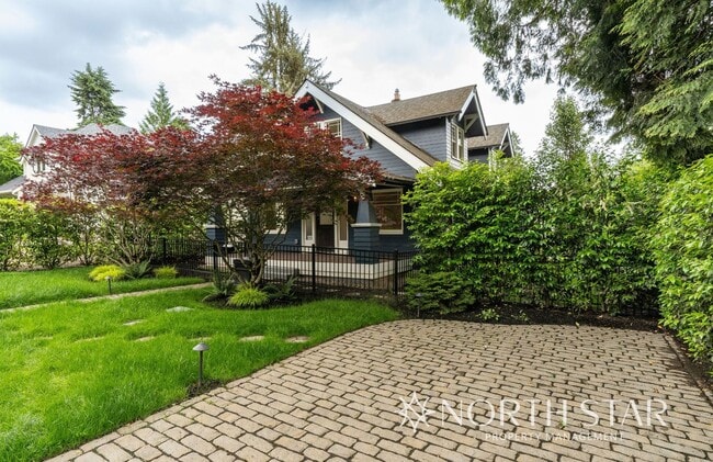 First Addition Craftsman - First Addition Craftsman House