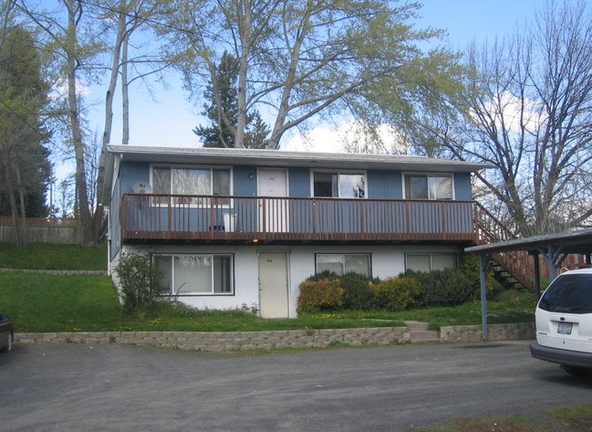 Exterior - 420 SW Henry St Unit -