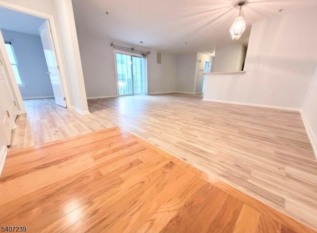 Photo - 113 Lionheart Ln Unit 113