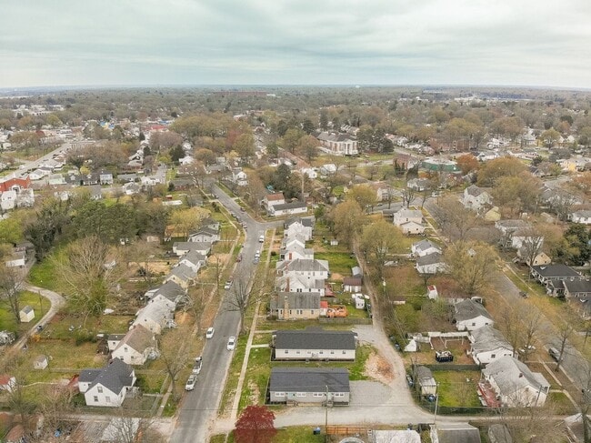 Photo - 222 W 31st St Unidad 222 W 31st St, B