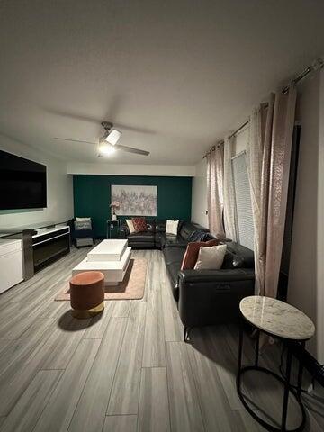 Photo - 7716 77th Way