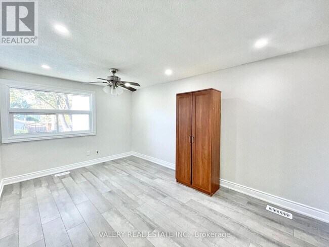 Photo - 26 Homeland Ct