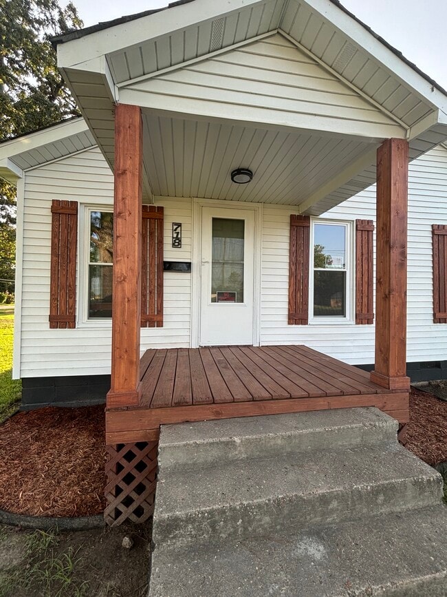 Photo - 718 S Pine St