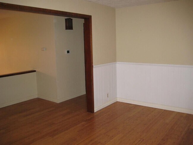 Photo - 5 bedrooms