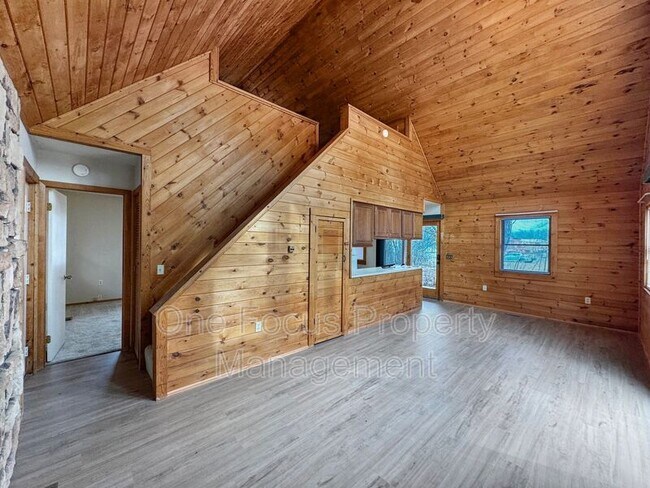 Photo - 134 Broad St