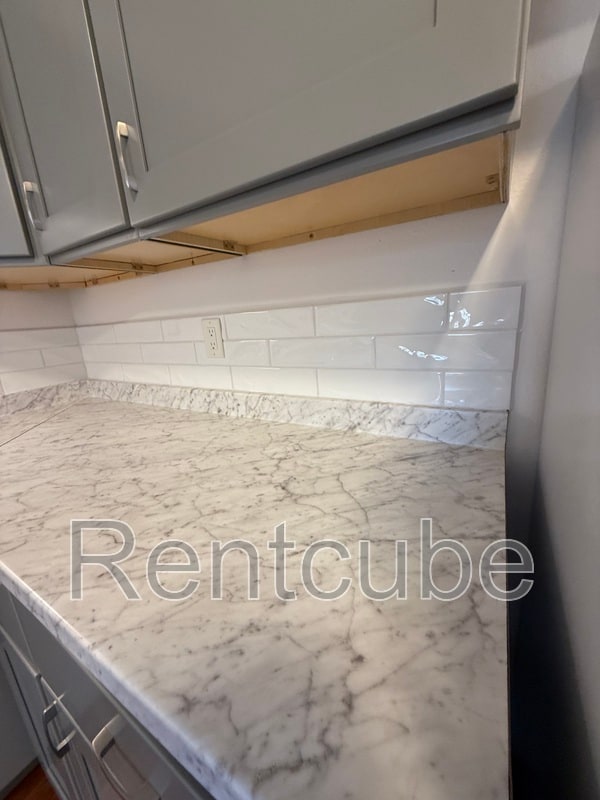 Photo - 626 University Ave Unit 2