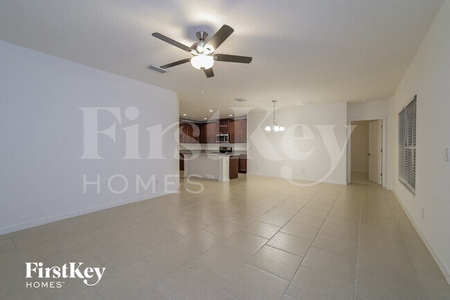 Photo - 845 Avenal Ln