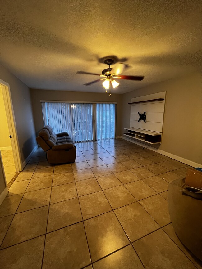 Living Room - 7063 W Sunrise Blvd Unit D2