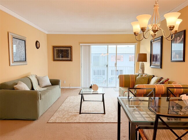 Photo - 412 S Cypress Rd Unit 225