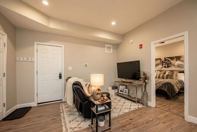 Photo - 706 N Franklin St Unit SI FL3-ID1604261P
