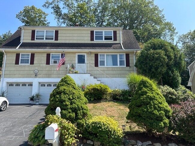 Building Photo - 14 Borman Dr Unit 2nd Floor Rental