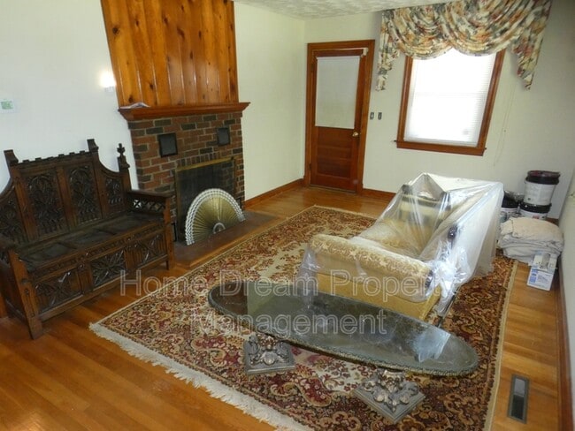 Photo - 9517 Brock Rd