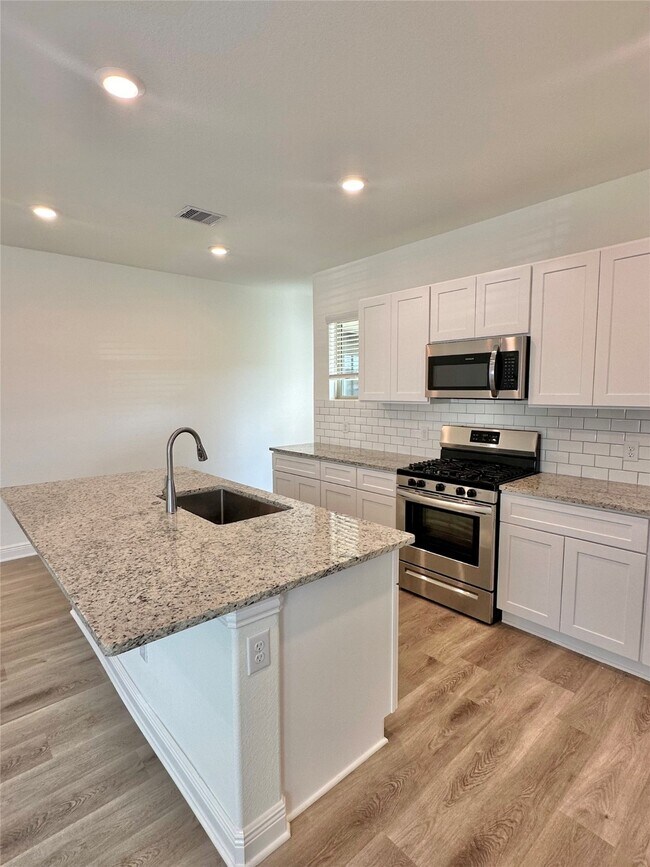 Photo - 8622 Flamingo Bay Ln Casa