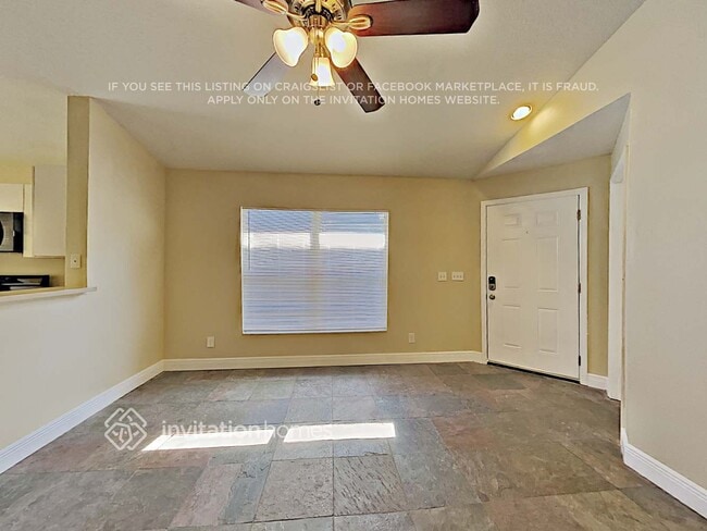 Photo - 10517 Lakeside Vista Dr