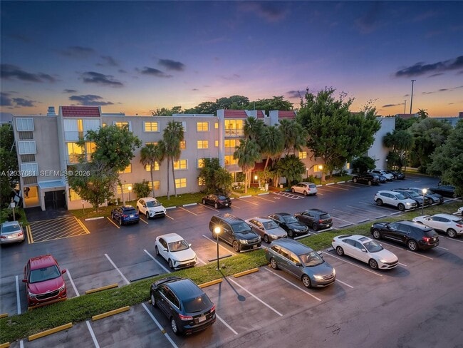 Photo - 8405 NW 8th St Unit 204