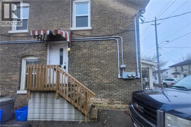 Photo - 65 East Ave Unité Upper