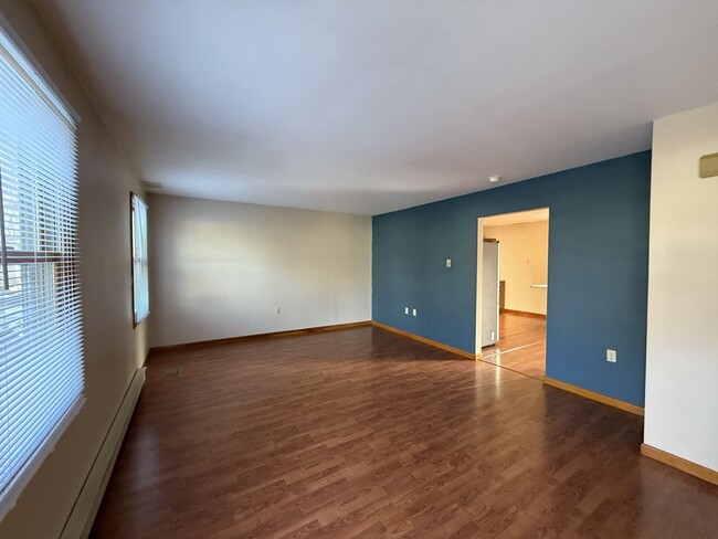 Photo - Two Bedroom, 1.5 Bath in Breezewood