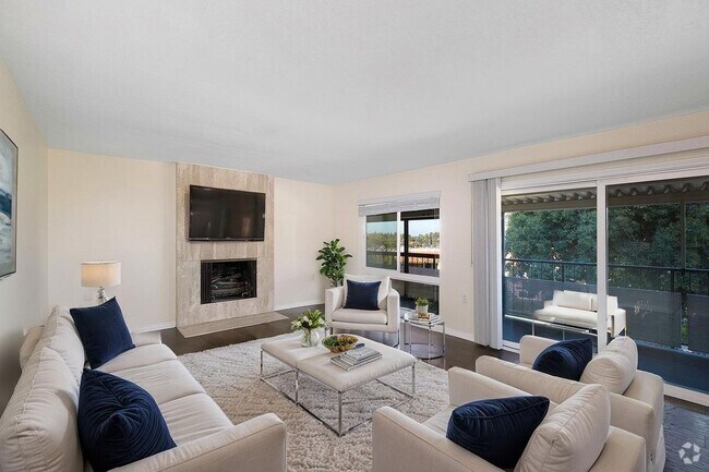 Building Photo - 3111 Via Serena S Rental