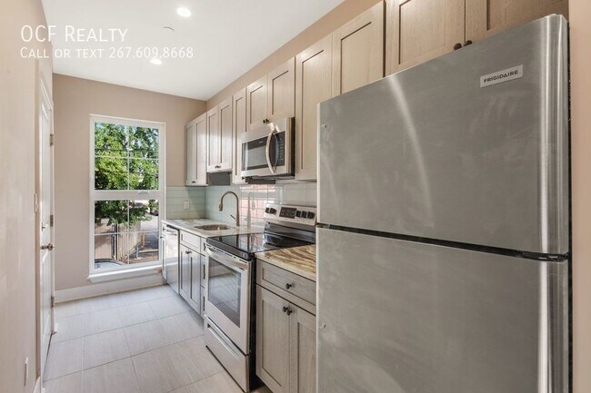 Photo - 46 S 44th St Unit C