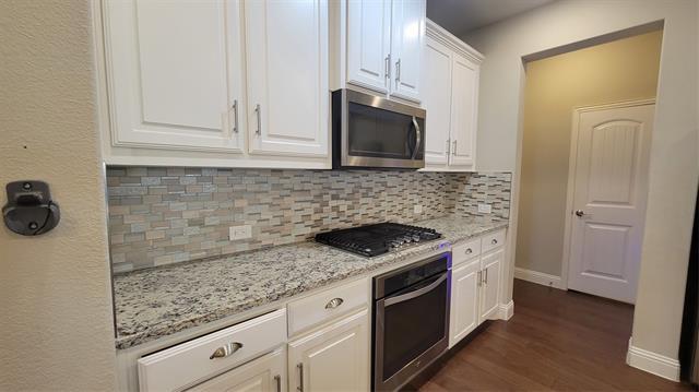 Photo - 709 Lowveld Dr