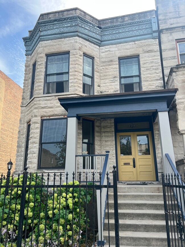 Photo - 3349 W Adams St Unidad 2