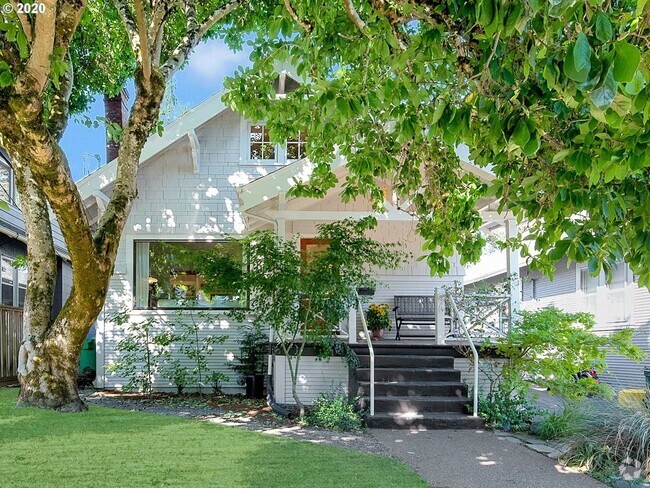 Building Photo - 1817 SE 49th Ave Rental