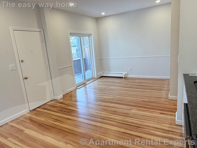 Photo - 170 Putnam Ave Unit 2