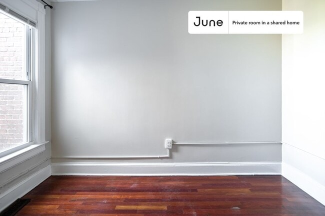 Photo - Room in Shared 3 bed/2.5 bath home Unidad B